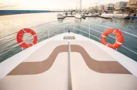 Яхта Azimut 52