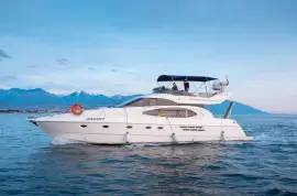 Яхта Azimut 52