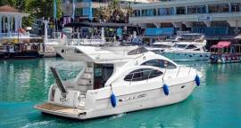 Яxтa Azimut 42 "King"