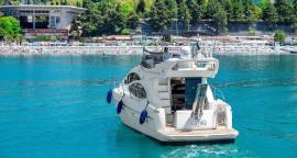 Яxтa Azimut 42 "King"